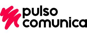 Logo do Pulso Comunica, apoiador do CriaSummit,tem letras em preto e uma forma orgânica em vermelho vivo.