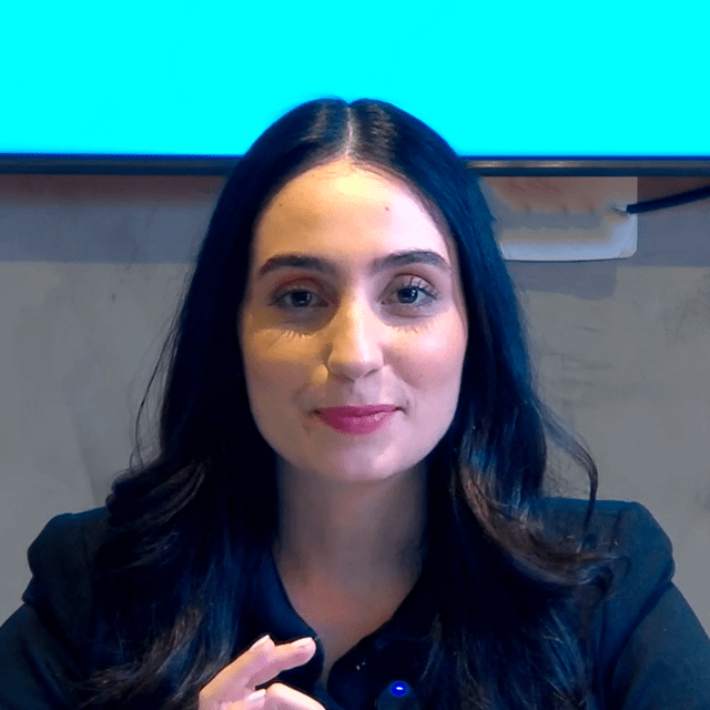 Júlia Raffaini - DVI Diagnóstico Odontológico