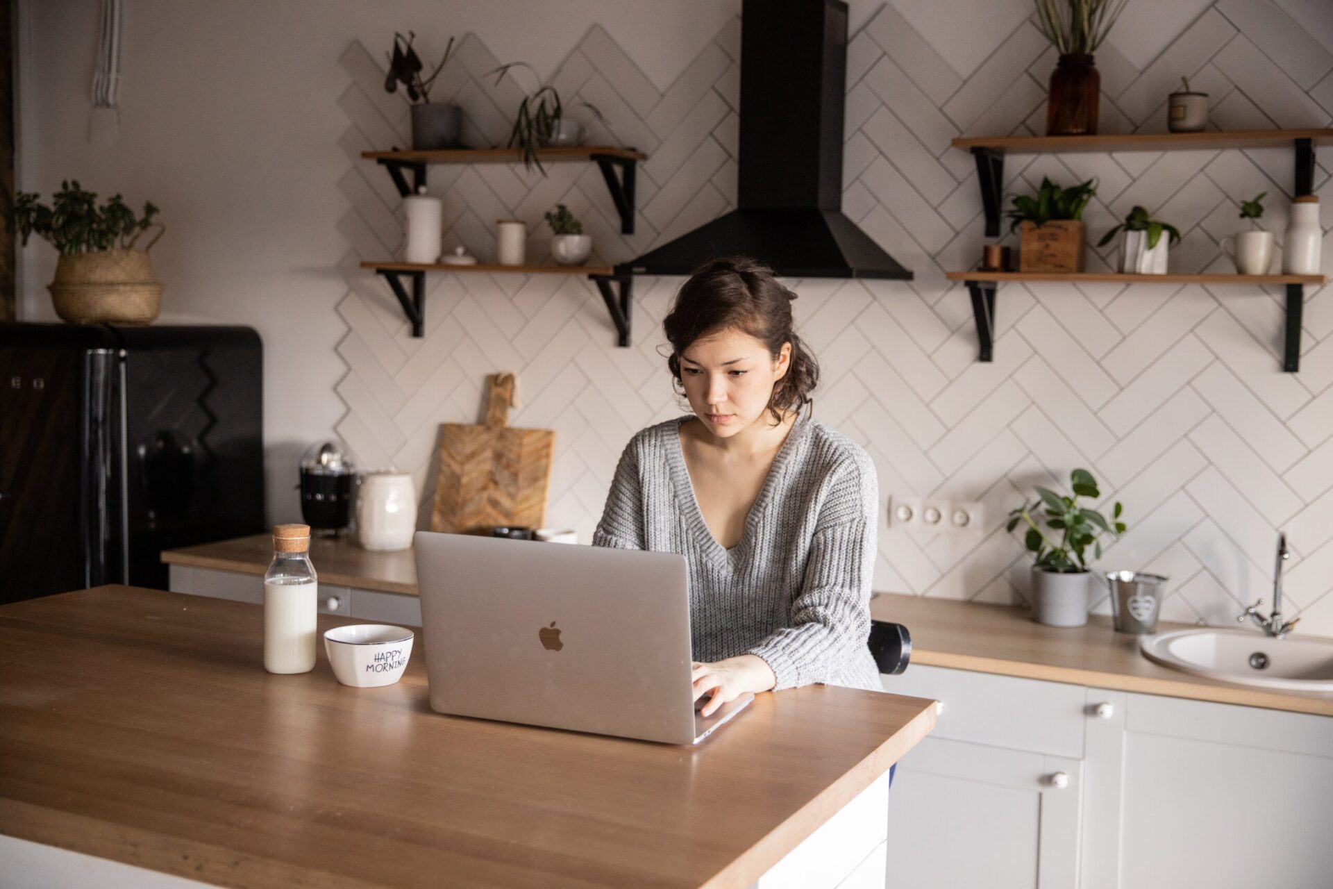 5 dicas para manter os colaboradores da Instituição engajados no home office