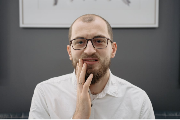 A inflamação do siso é uma situação que pode causar bastante incômodo e, em alguns casos, atrapalhar diretamente a qualidade de vida.