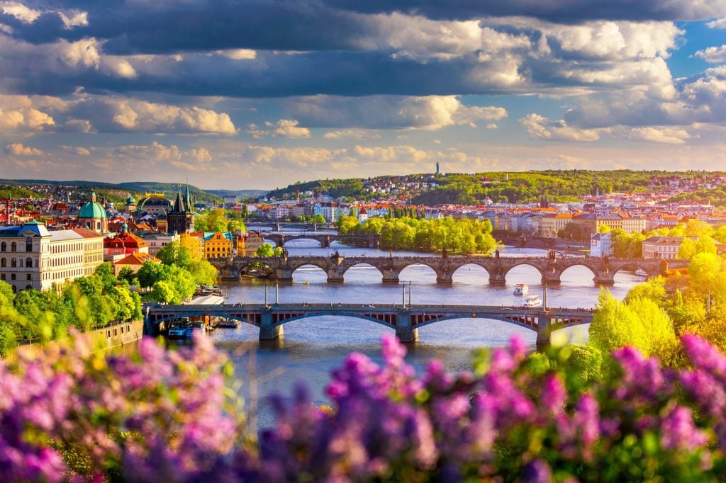 11°-DIA-PRAGA-AdobeStock_317055593-1024x682