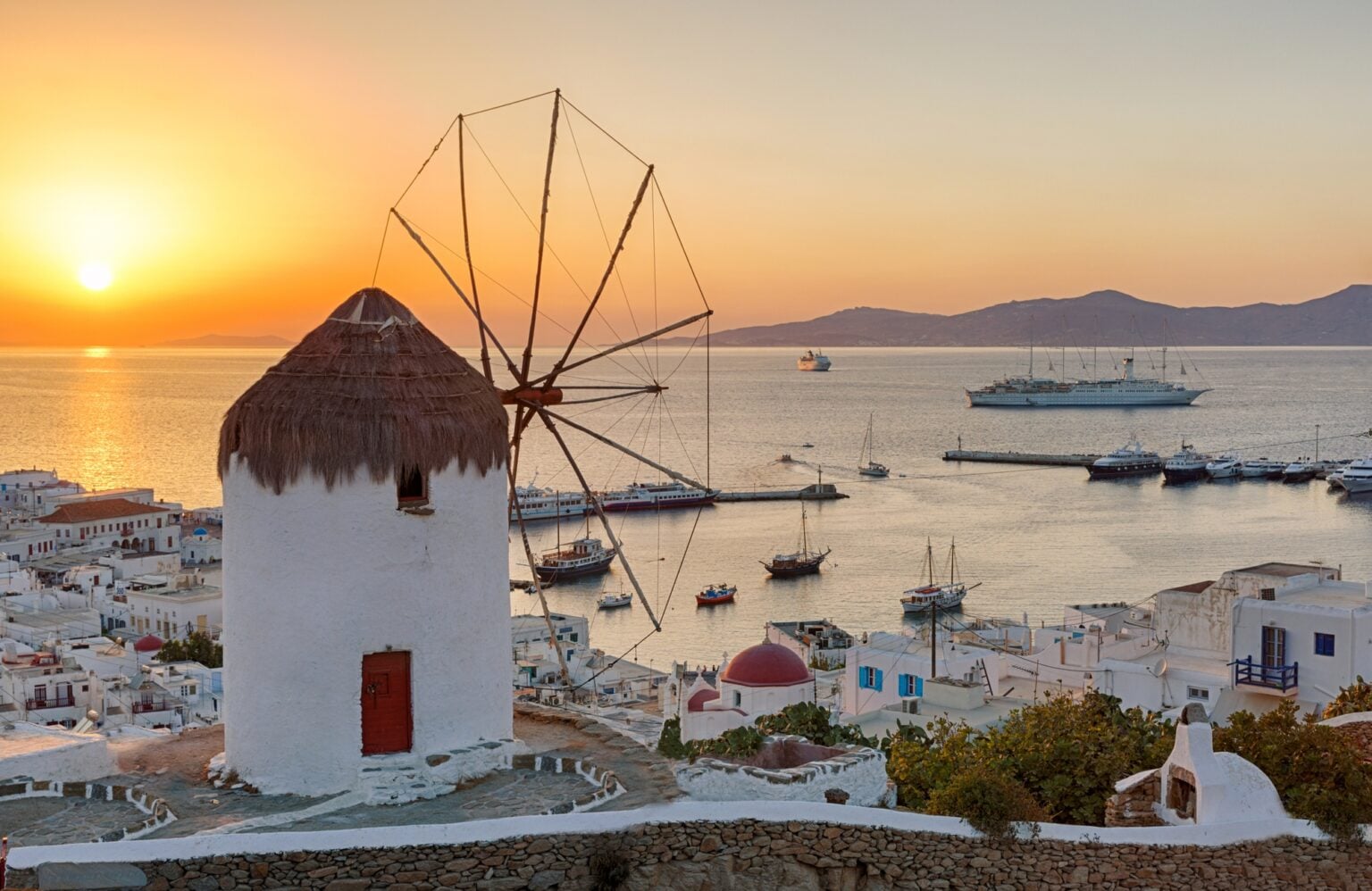 10º DIA - MYKONOS - GettyImages-900432232