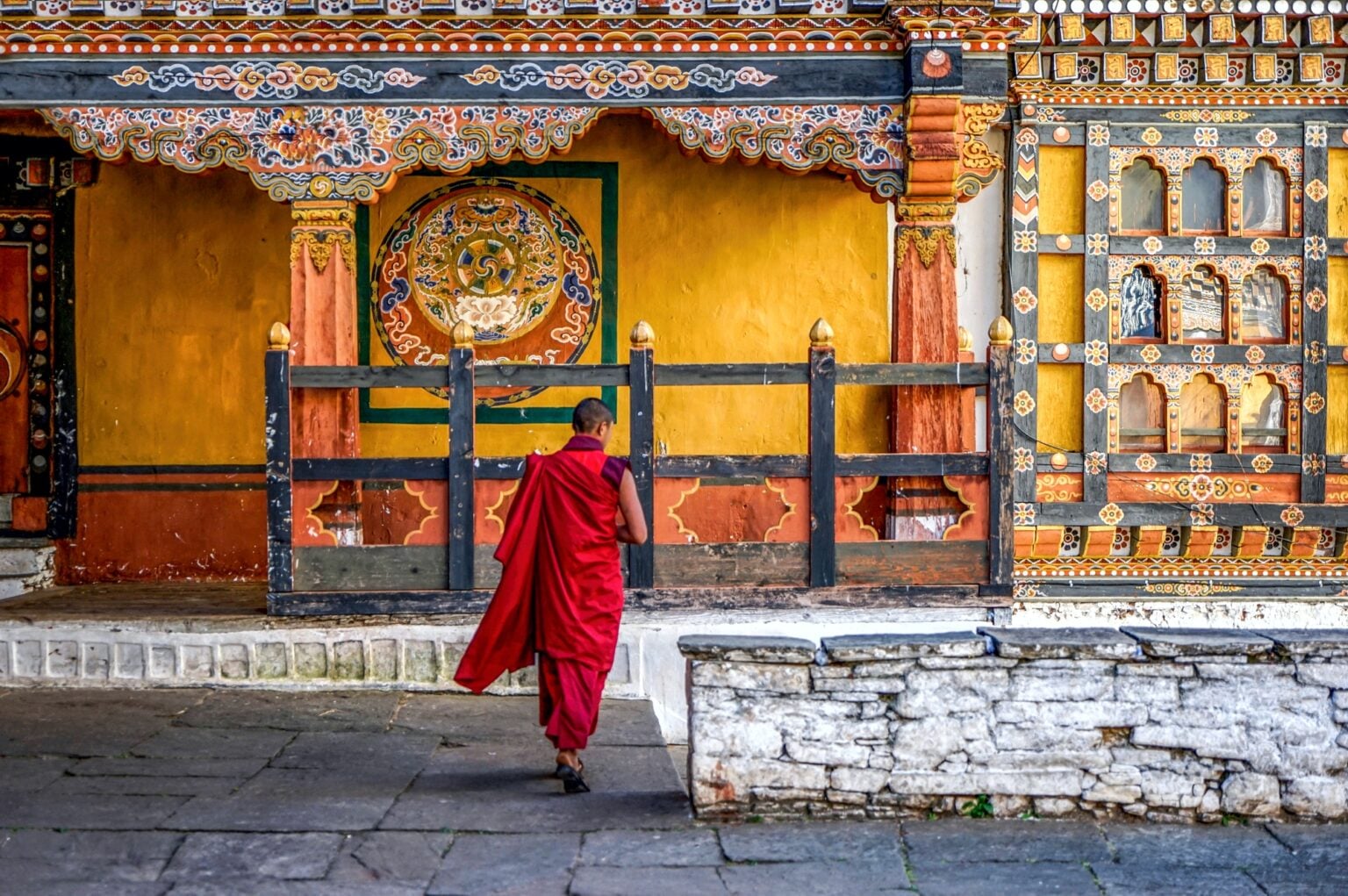 004º DIA - PARO - AdobeStock_377753863